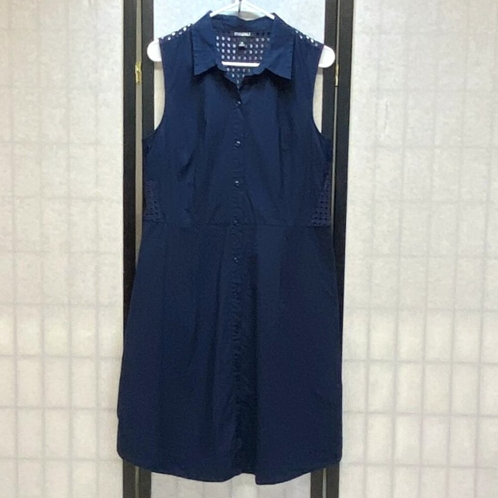 Roz & Ali Button Up Collar Shirtwaist Dress Sleeveless Open Crochet Back Blue 16